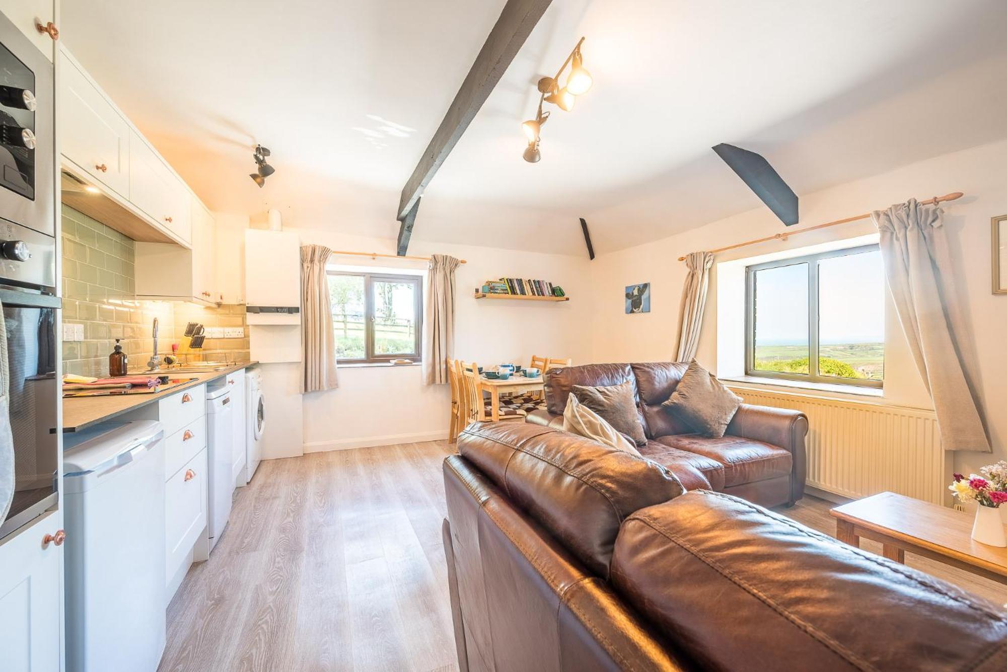 Holiday home Polrunny Farm Elderberry With Sea View *